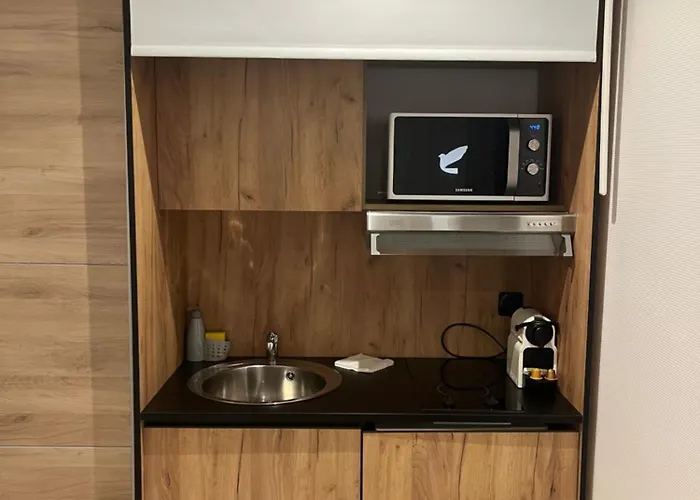 Elite Centre Отель *