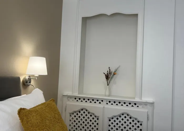 Elite Centre Отель *