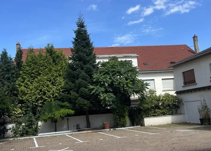 Elite Centre Отель *