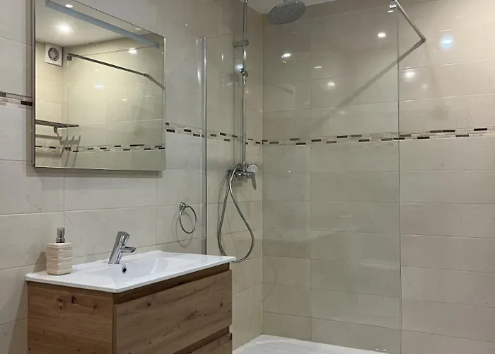 Отель Elite Centre Форбаш